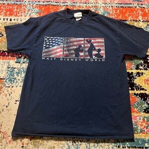 Walt Disney World men’s tshirt size L